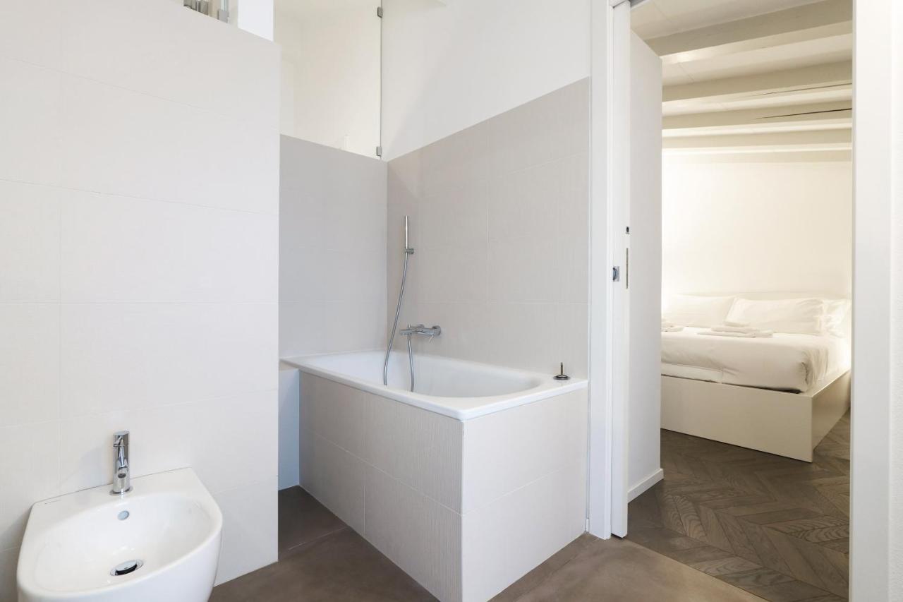 Prestige Boutique Homes - Il Nido Dei Navigli Milano Eksteriør billede